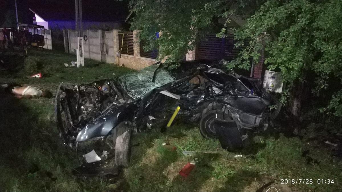 Doi tineri au murit nevinovati in teribilul accident de la Balesti