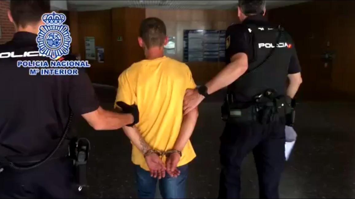 Doi români au îngrozit Spania. Şi-au ucis cu bestialitate prietenul, într-un parc din Madrid