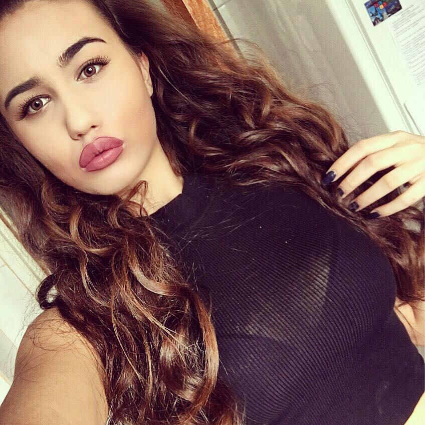 O vedetă TV a reuşit să dea 'lovitura' la Bac! Ce note a obţinut Irina la examenul vieţii