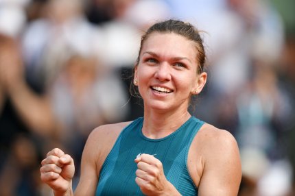 Simona Halep după victoria de la Roland Garros