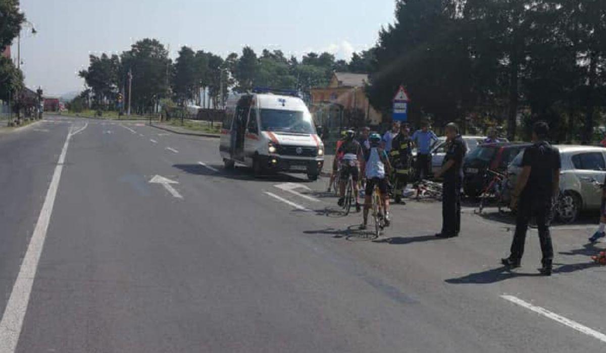 Mai multi biciclisti au fost raniti intr-un accident la Zarnesti