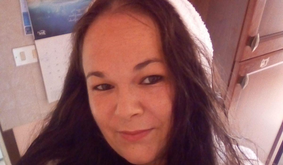 Romanca a murit imediat dupa ce s-a dat jos din masina scolii de soferi