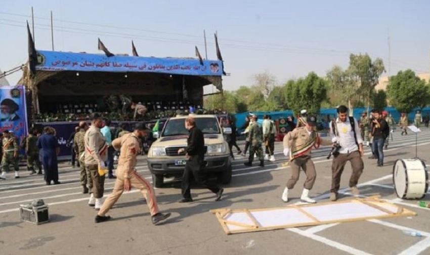 Imaginile atacului de la parada militară din Iran