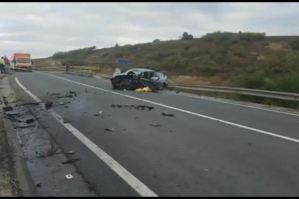 Locul accidentului de la Huedin, unde s-au ciocnit 2 mașini
