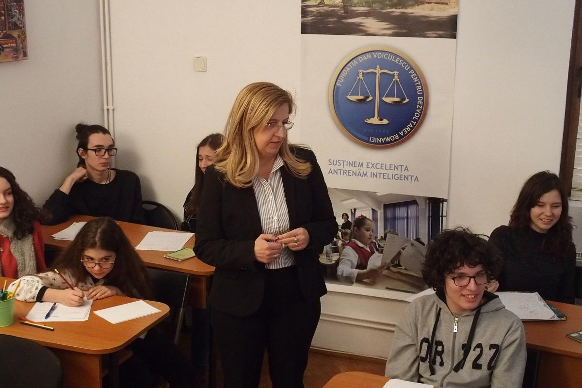 Au început înscrierile pentru ”Clubul de Excelență” al Fundației Dan Voiculescu