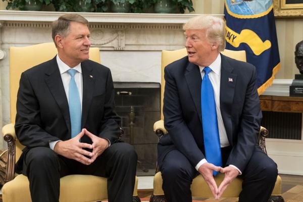 Donald Trump şi Klaus Iohannis în Biroul Oval