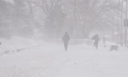 Centrul vechi din Bucureşti pe timp de iarnă