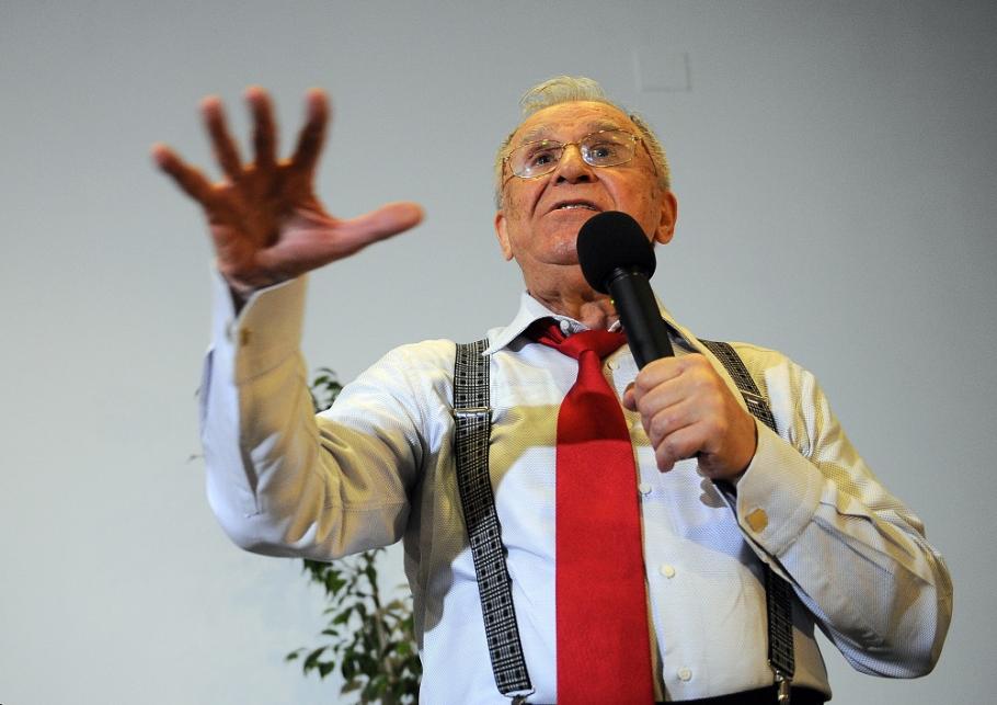 Ion Iliescu Ion Iliescu, fostul preşedinte al României