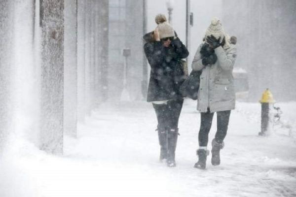 Cod Portocaliu de ninsori şi viscol, până la ora 15.00. ANM a emis noi alerte de vreme severă