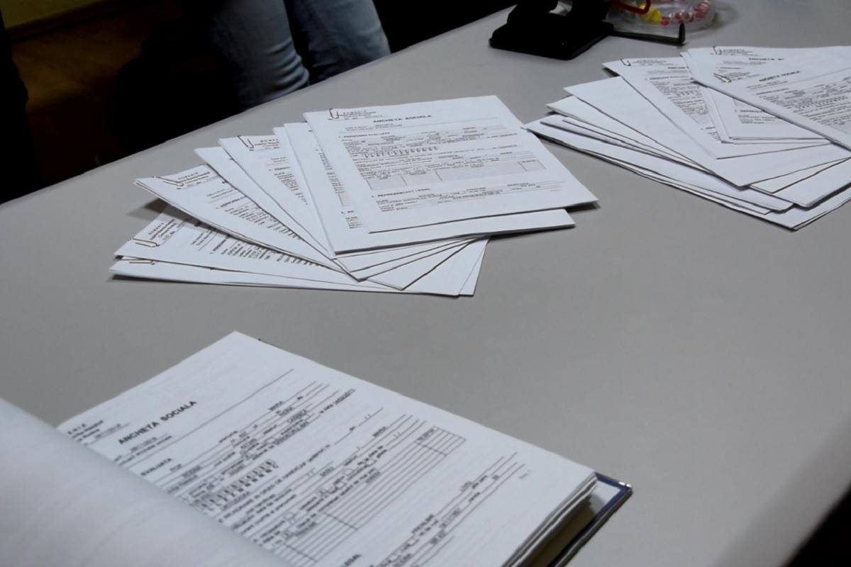 Peste 100 de locuitori din Rodna, Bistrița, au certificate de bolnavi psihic