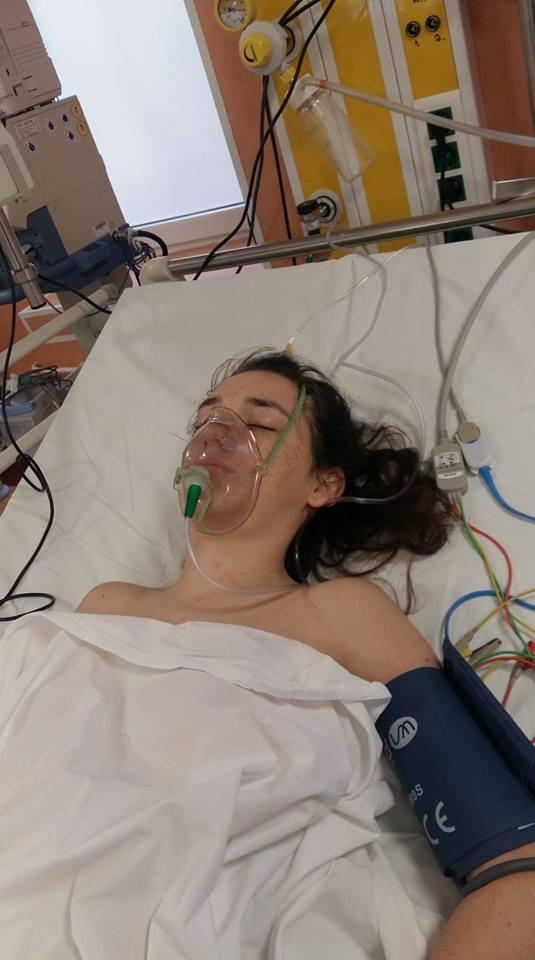 Loredana are 14 ani și suferă de o boală cumplită