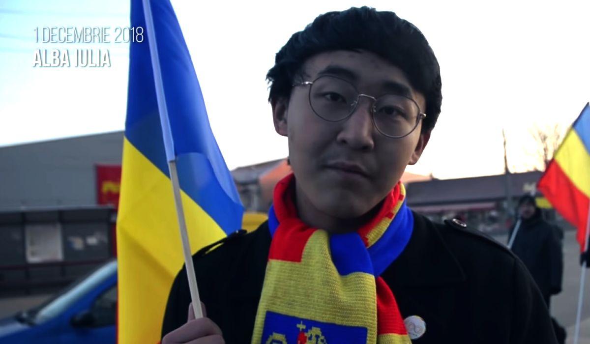 chinez indragostit romania Un chinez îndrăgostit de România a murit după ce a sărit dintr-un tren, convins că a încurcat gările