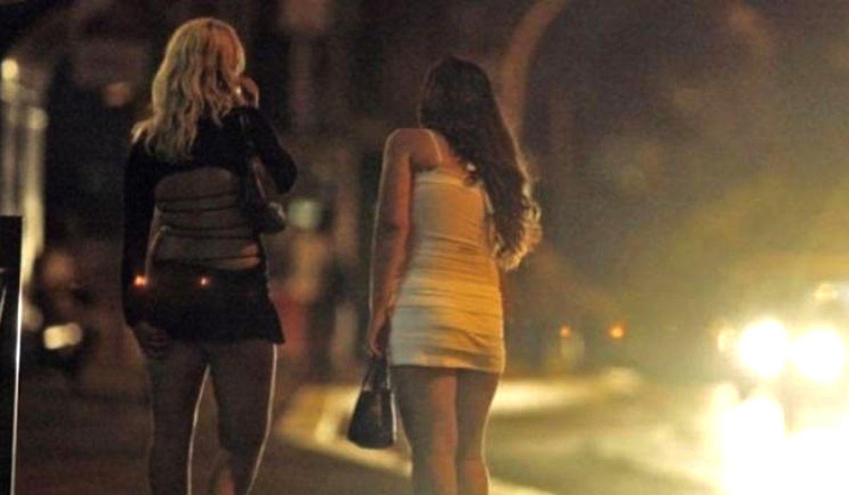 Proxeneţii din Brăila le numeau pe prostituate 'murături' sau 'gunoaie'
