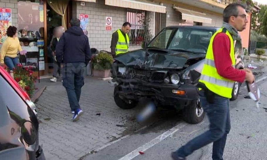 Scuză absurdă găsită de pensionarul italian care a lovit cu maşina o româncă, omorând-o Copilul de şase ani al româncei, martor la tragedie