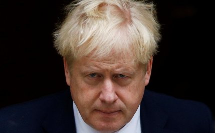 Boris Johnson iese din reședința sa