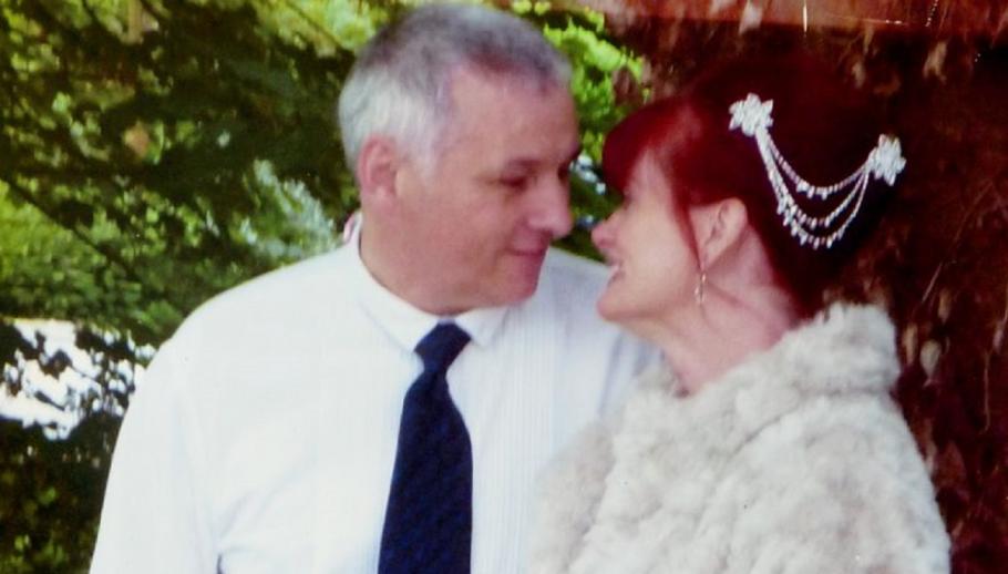 Bărbat din Marea Britanie, bătut de soție Femeie băgată la închisoare, după ce și-a bătut soțul cu ciocanul ani la rând