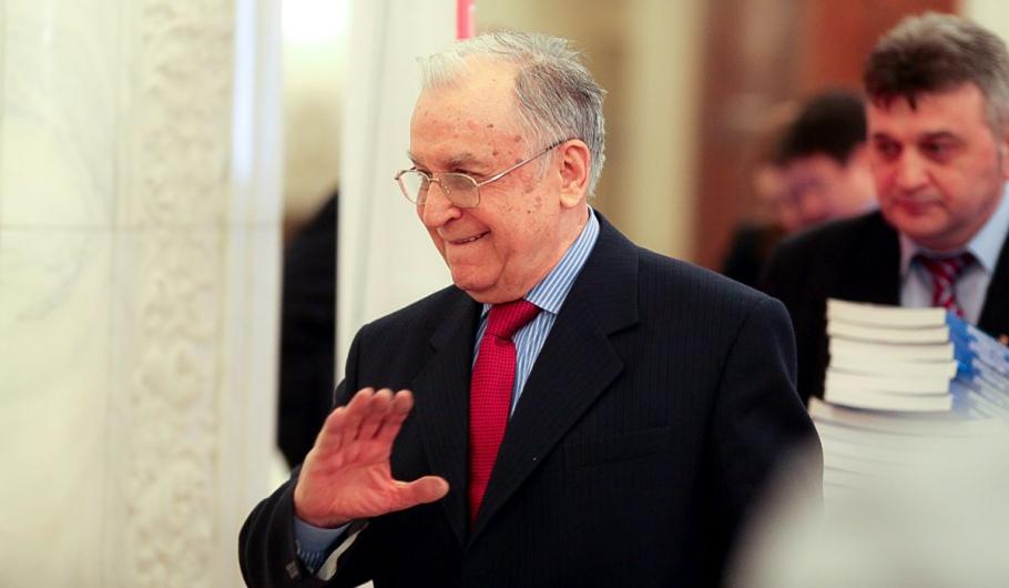 ion iliescu Ion Iliescu, internat la Spitalul Elias din cauza unor probleme cardiace