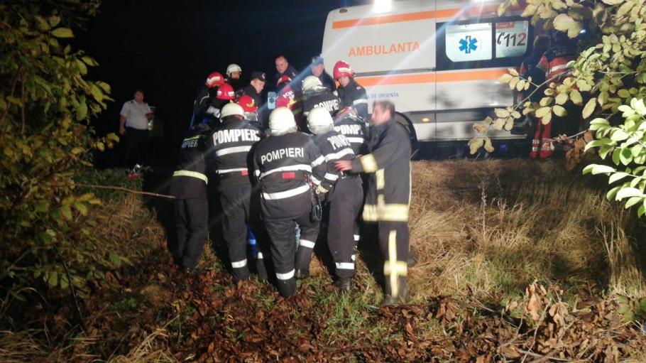 Noi recomandări de la Poliţia Română, pentru a circula în siguranţă, după tragedia din Ialomiţa Accidentul s-a produs între un autotren şi un microbuz