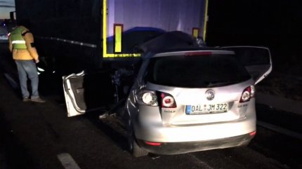 Accident cumplit, în această dimineaţă, pe autostrada A3 Gilău –Turda, după ce o maşină a intrat în plin într-un TIR