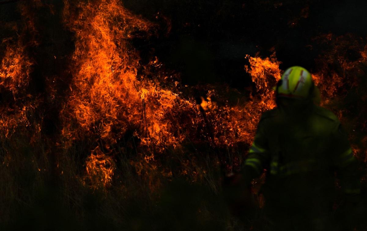 Cel puţin trei persoane au murit şi câteva zeci au fost rănite în incendiile din Australia