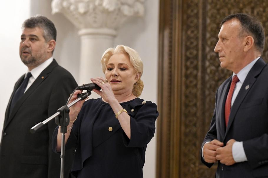 Viorica Dăncilă nu îşi dă demisia din fruntea PSD Viorica Dăncilă nu renunţă la şefia PSD