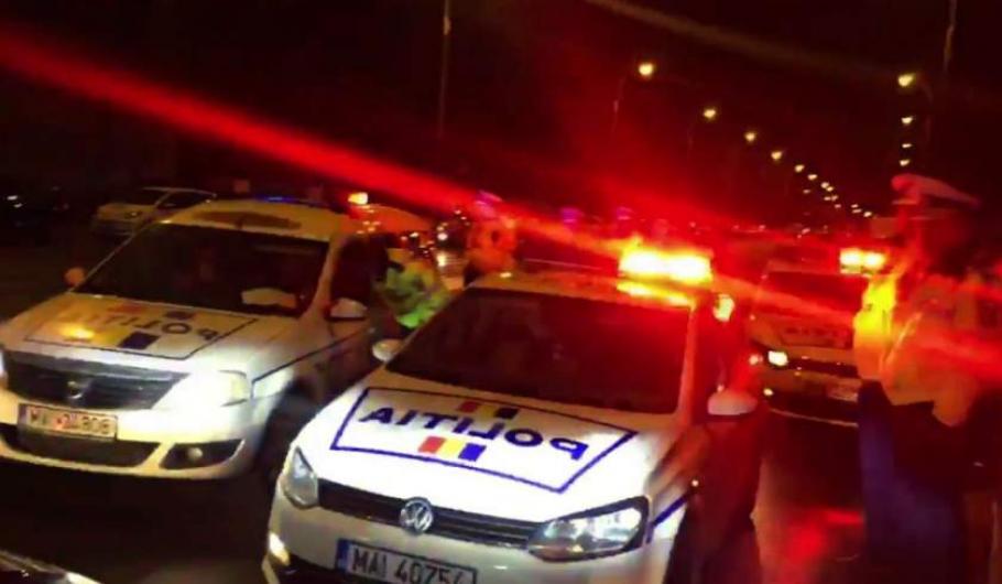 Bărbat împușcat în Flămânzi, Botoșani Un bărbat beat din Flămânzi a fost împușcat în picior de polițiști, după ce i-a amenințat cu un topor