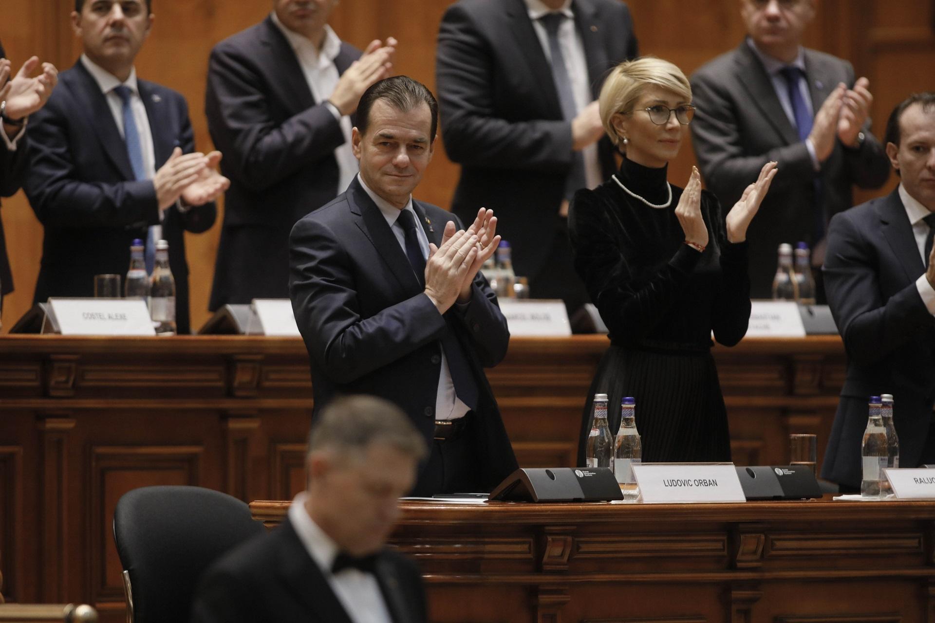 Ședință solemnă la Palatul Parlamentului