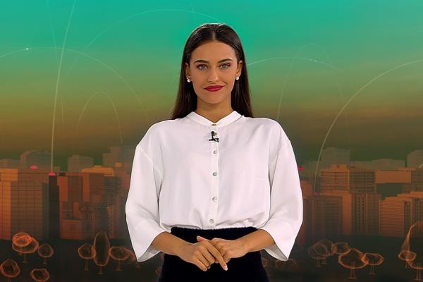 Prezentatoarea Horoscopului, Rosse, în platoul Observator