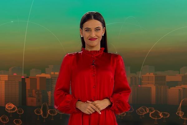 Prezentatoarea Horoscopului, Rosse, în platoul Observator