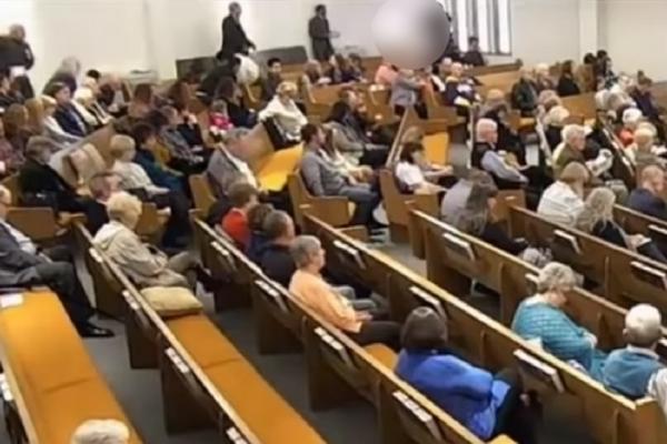 Doi credincioși, împușcați mortal într-o biserică din Texas