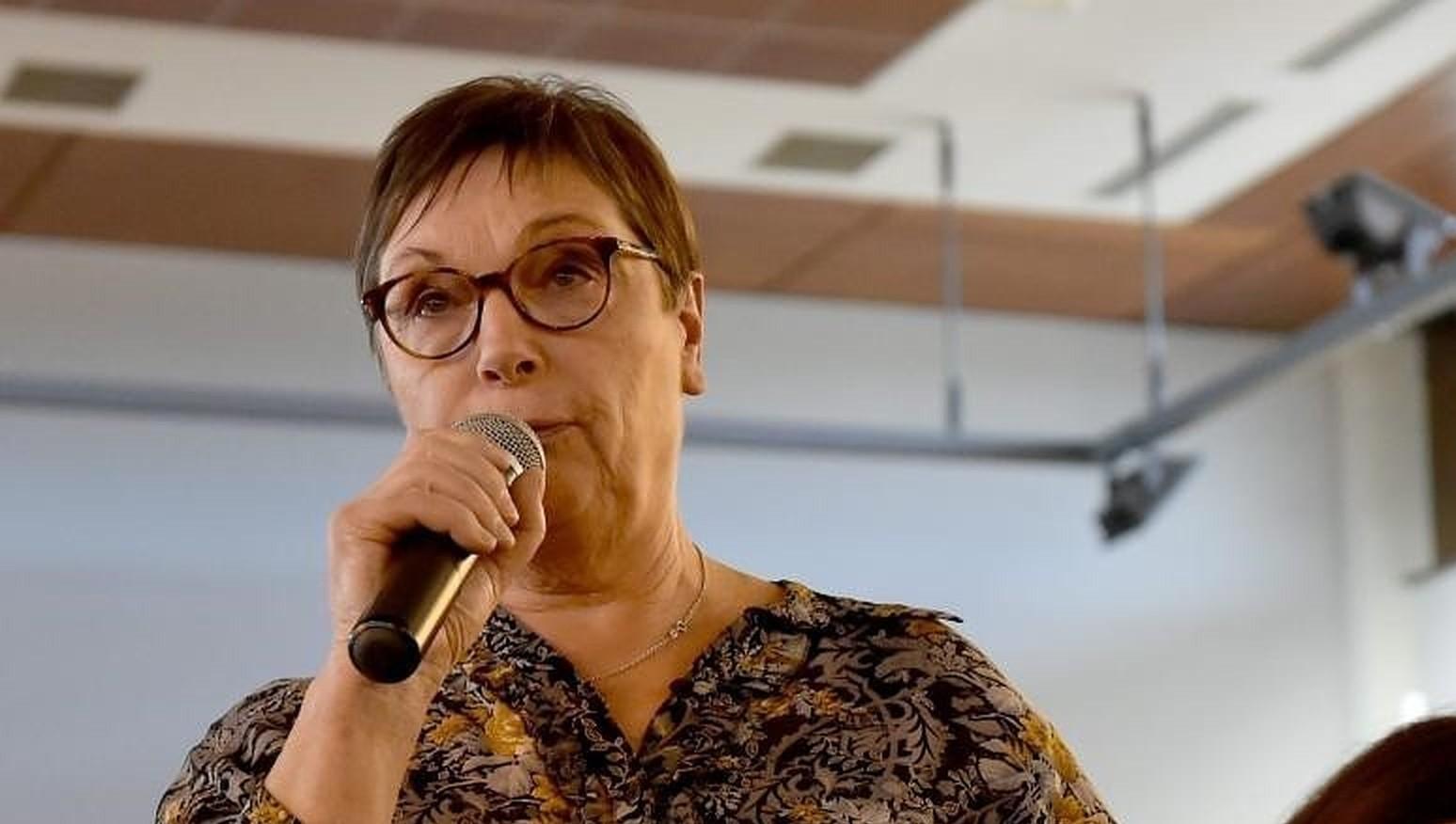 Isabelle Dugelet Primărița Isabelle Dugelet din Franța care a interzis decesele în weekend