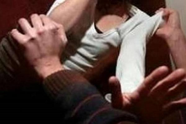 Italianul a fost şantajat de concubinul româncei