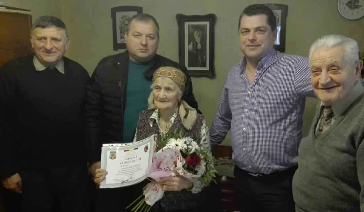 Viorica Hogaş are 104 ani