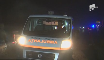 Ambulanță merge la o intervenție