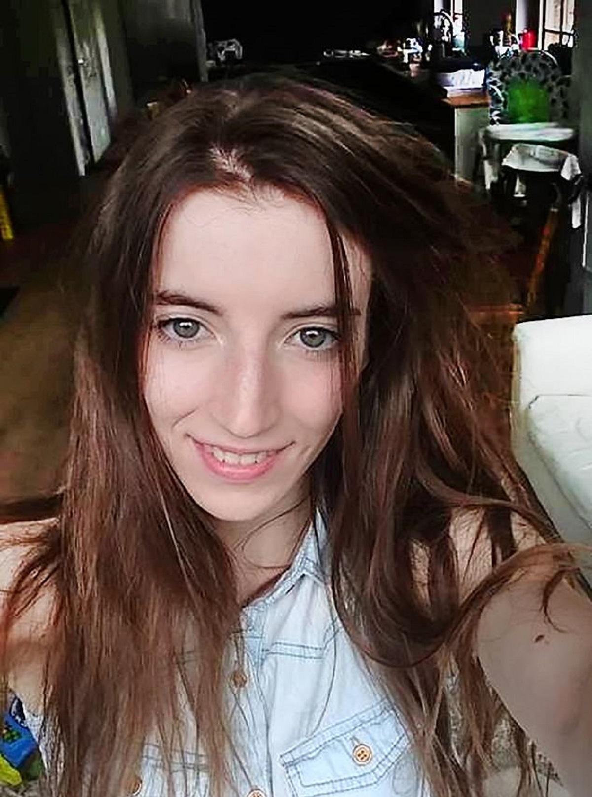 Iubit terorizat de parteneră