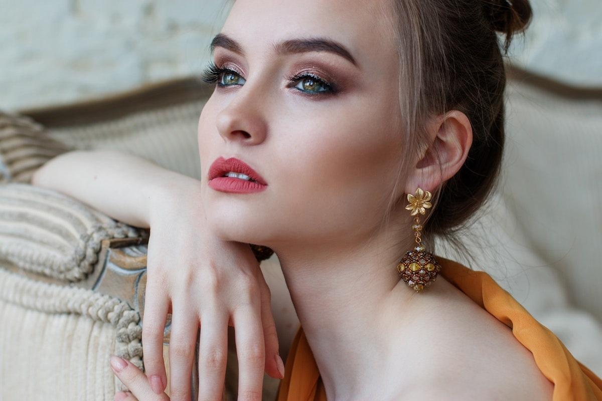 Femeie blondă Zodii care te părăsesc fără nicio explicaţie