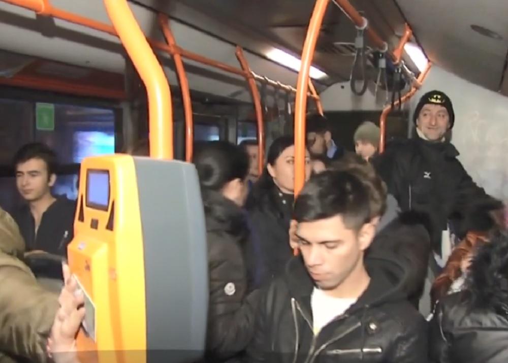 Abonamente RATB gratuite pentru elevii din Bucuresti