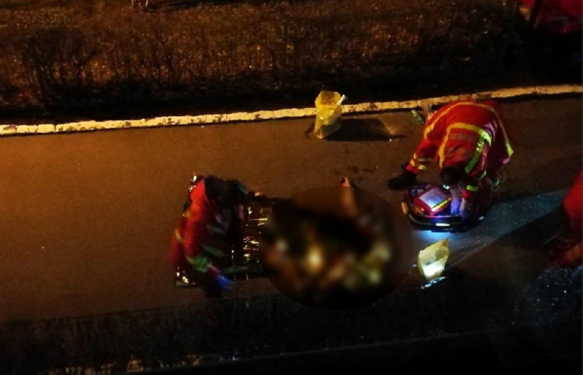 Sinucidere în Cluj-Napoca Bărbat mort după ce s-a aruncat de la etajul 9 al unui bloc