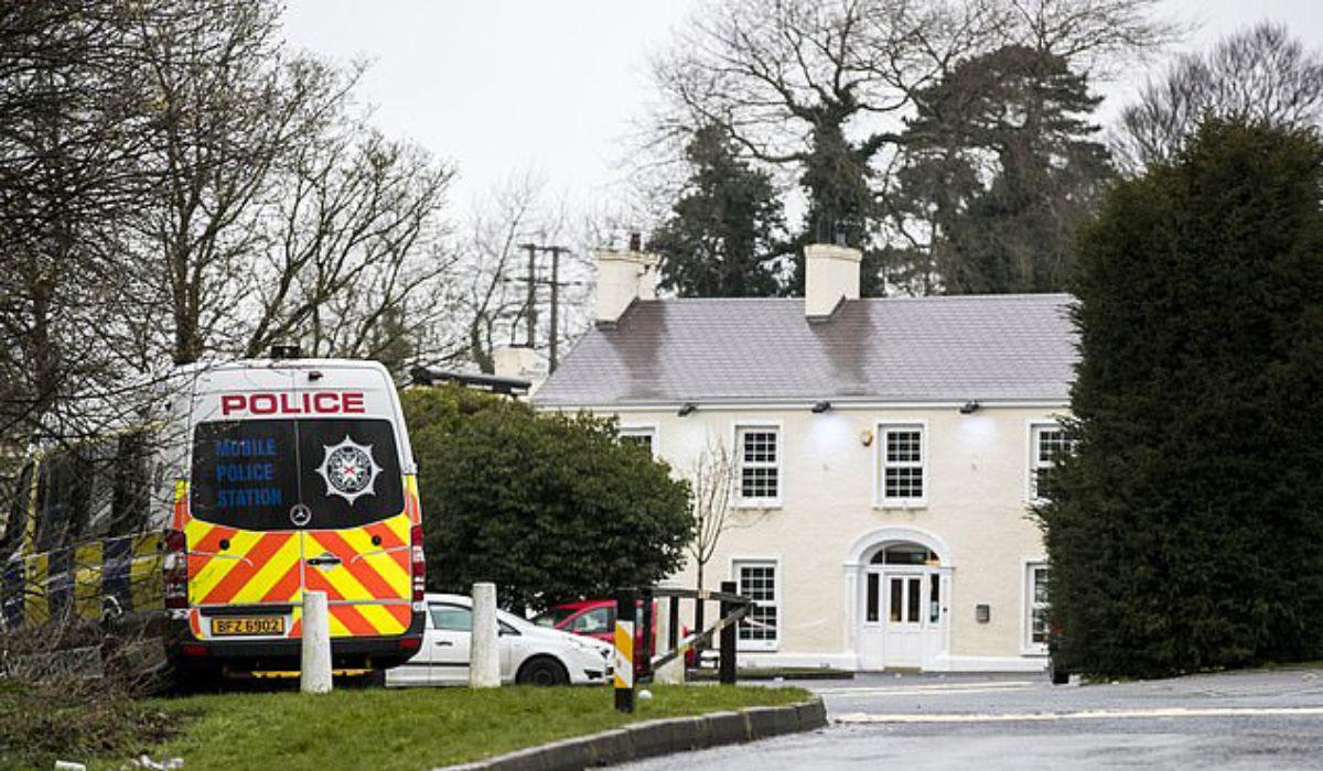 adolescenti calcati in picioare Trei adolescenţi au murit călcaţi în picioare, în faţa unui club de noapte din Irlanda de Nord