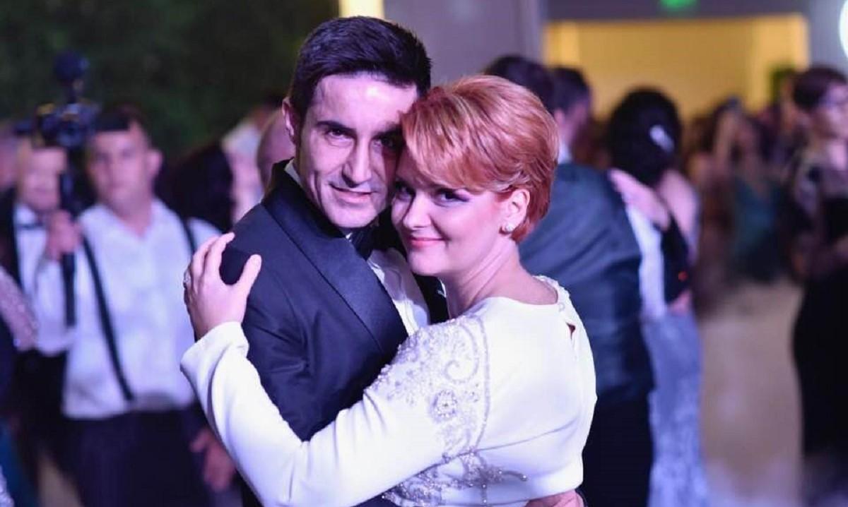Claudiu Manda și Olguța Vasilescu Claudiu Manda și soția sa Olguța Vasilescu