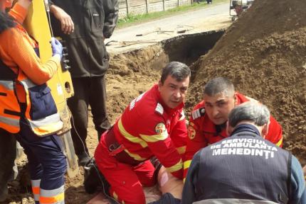 Un accident de muncă s-a produs pe un şantier din Mehedinţi