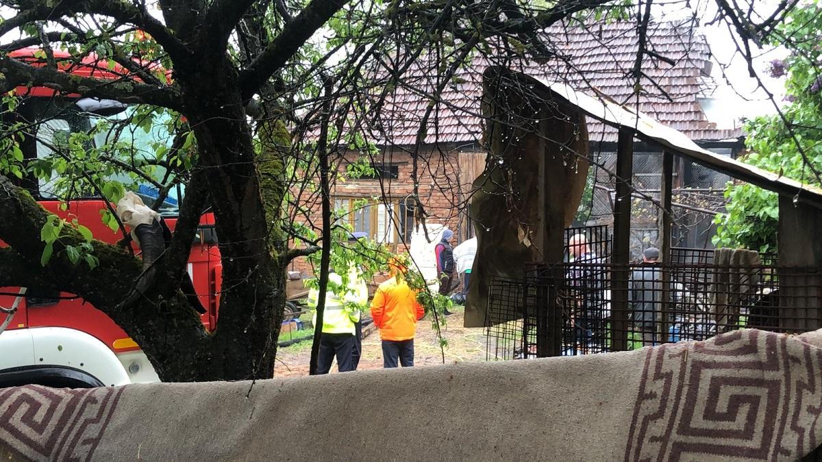 Bunica unuia dintre preoţii satului Remeţi pe Someş, comuna Mireşu Mare, a murit în casa cuprinsă de flăcări