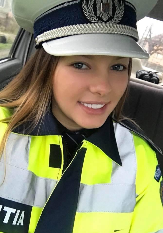 Laura este poliţistă la Ordine Publică în oraşul Ulmeni din Maramureş