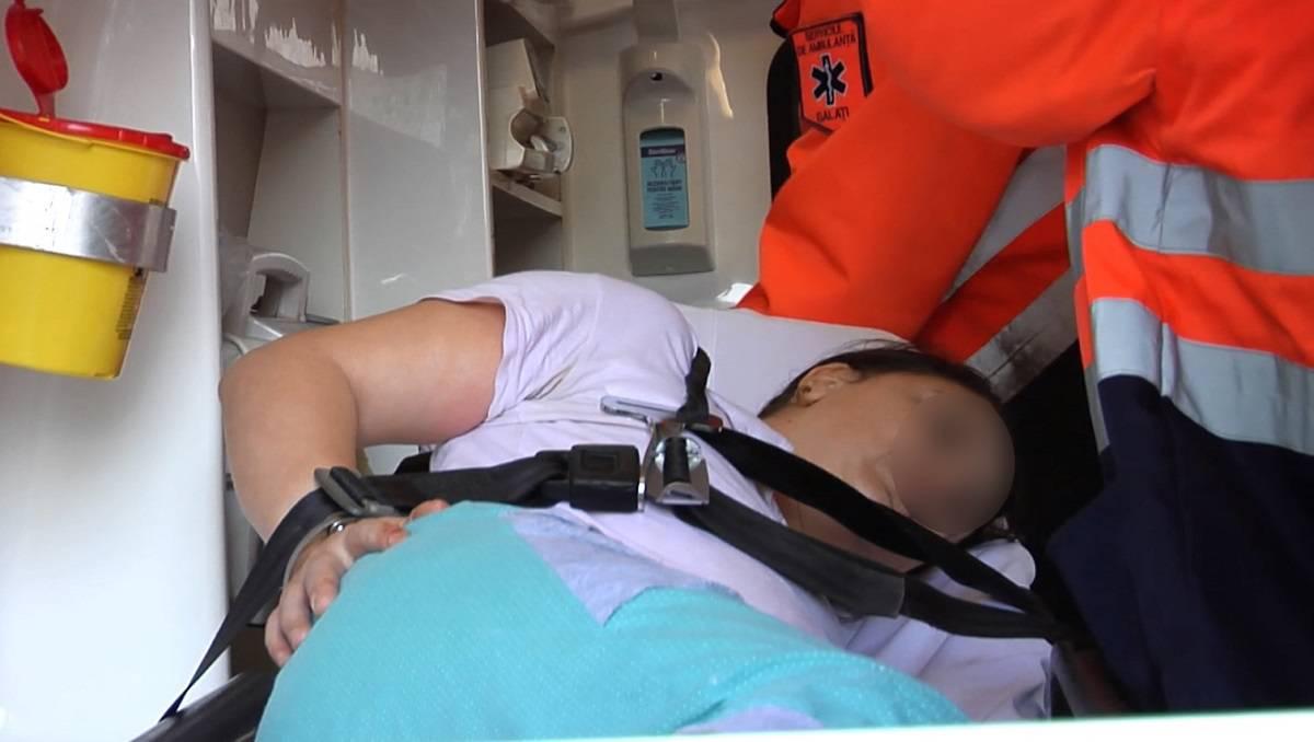 Femeia şi-a ştrangulat pruncul cu propriile mâini