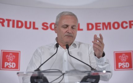 Liviu Dragnea la tribună, în conferință de presă