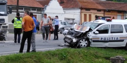 Accident cu maşina de poliţie