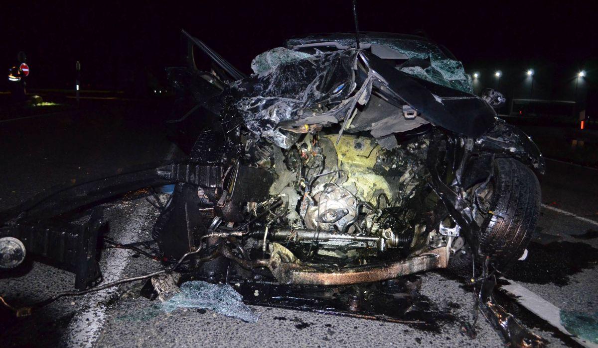 Accident grav cu un BMW de România pe o şosea din Ungaria