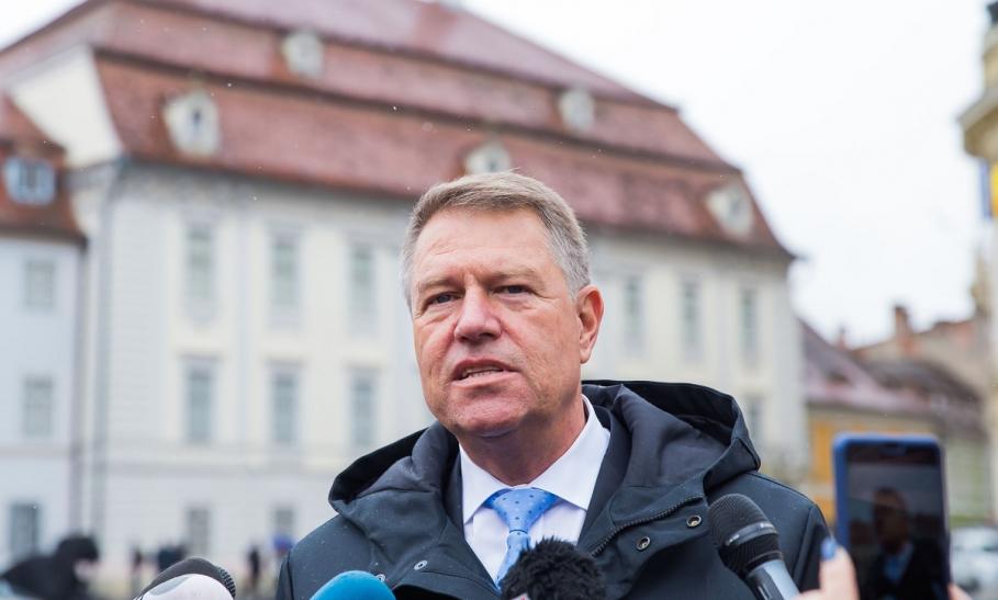Klaus Iohannis Klaus Iohannis în declarații de presă la Sibiu
