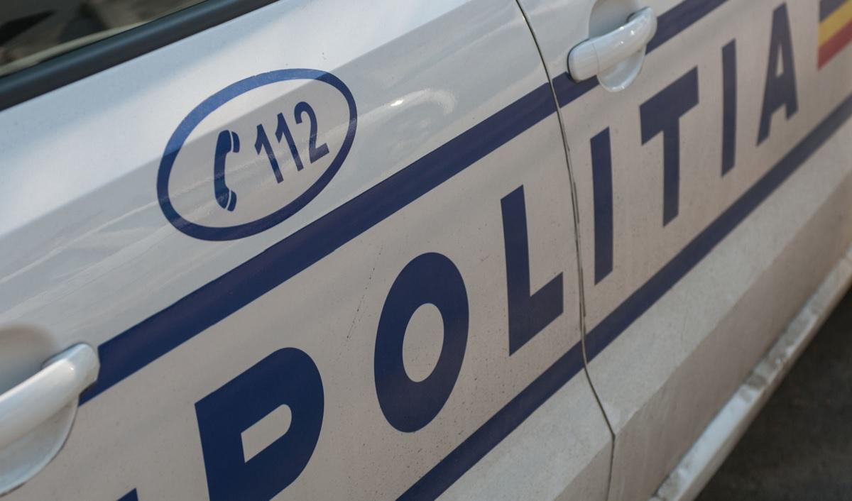Oamenii legii au fost avertizaţi de mătuşa fetiţei