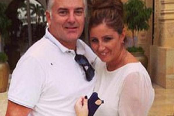 Femeia era profesoară şi a lăsat în urmă trei copii minori